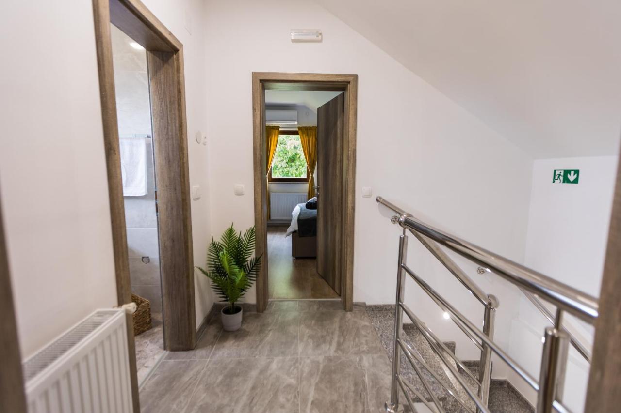 Senjska Villa Josipdol Exteriör bild