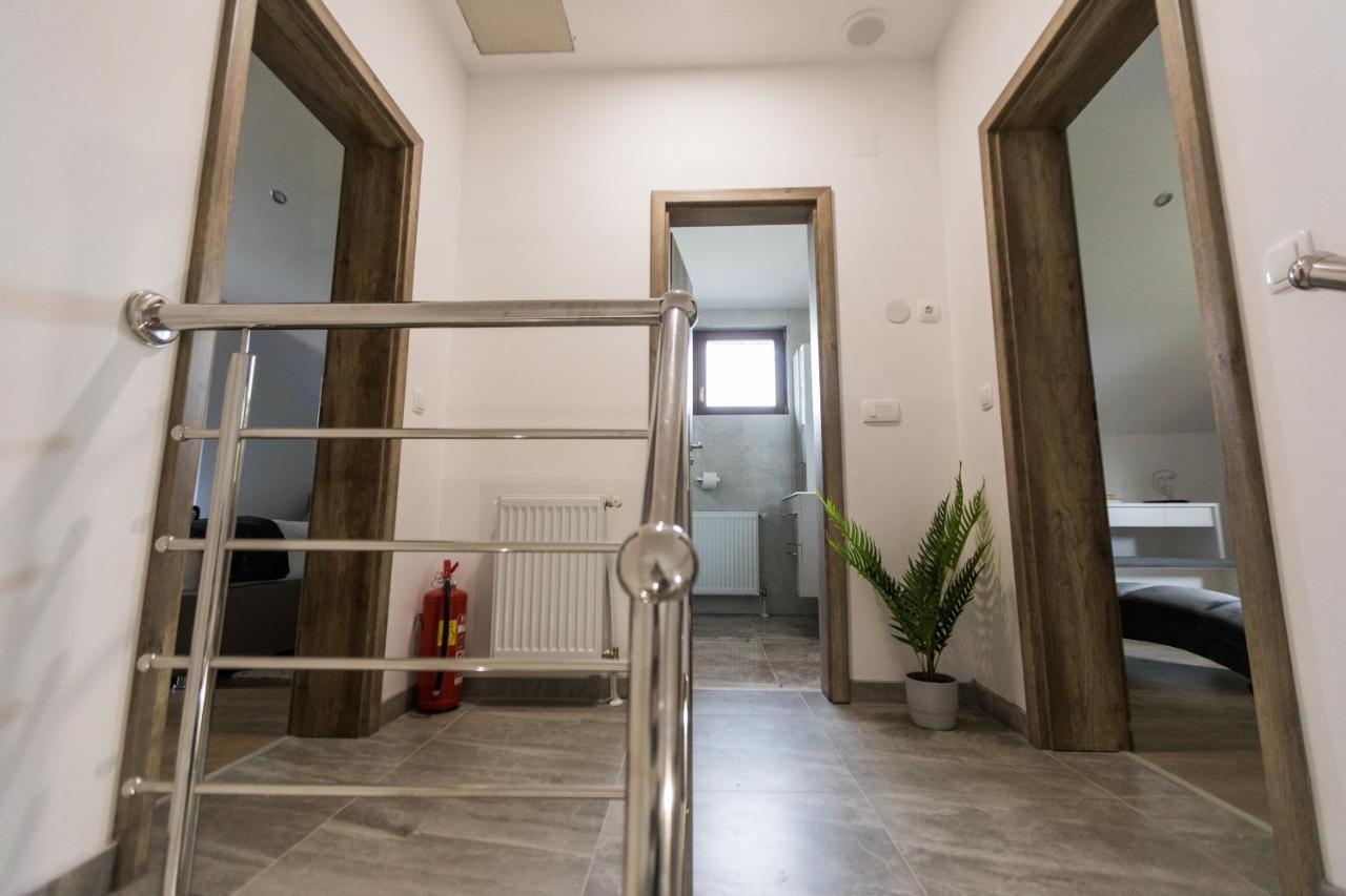 Senjska Villa Josipdol Exteriör bild